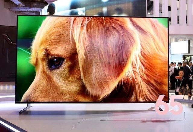 走进进博会|5G:1秒就能*载下**一部高清电影,卡一下都很难