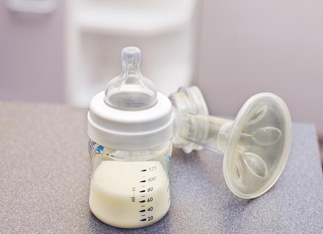 二胎妈妈良心推荐：探望产妇时，可以送这几样东西，贴心又实用