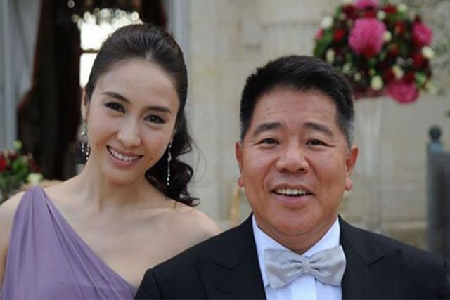 4位嫁给富豪的女星,盘点5位嫁给老男人的女星