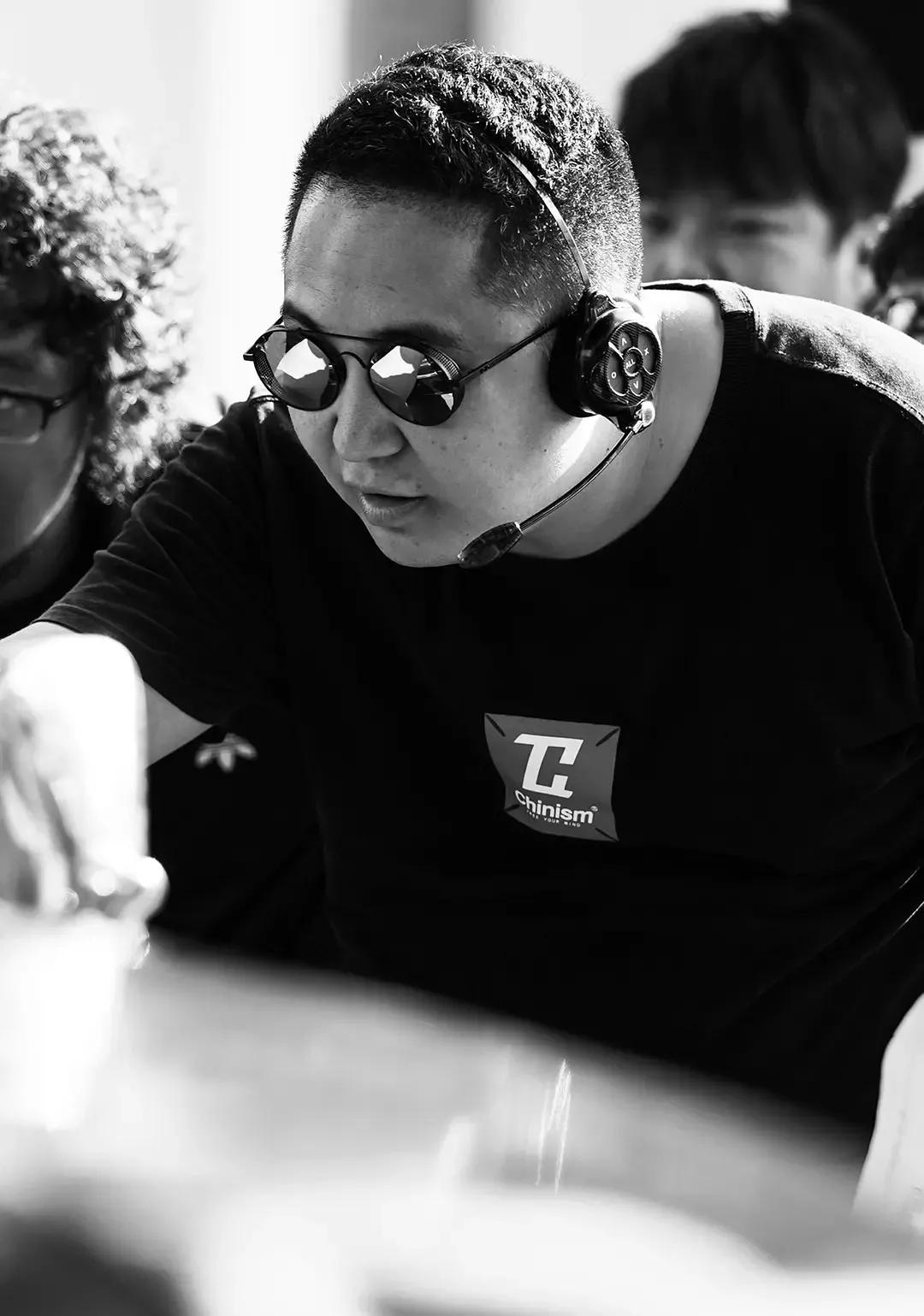 门锁导演叫什么,门锁电影导演别克是哪的人