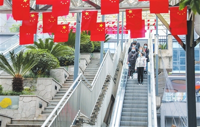 江北大石坝前卫江畔,大石坝前卫江畔