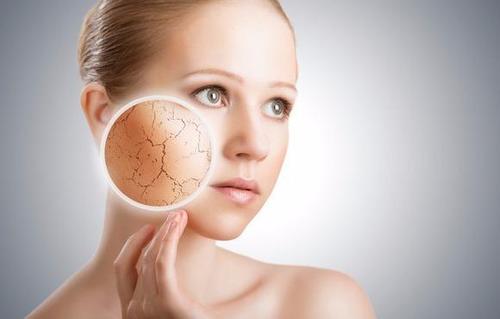 吹空调皮肤干用什么护肤品,吹空调脸干怎么补水最有效