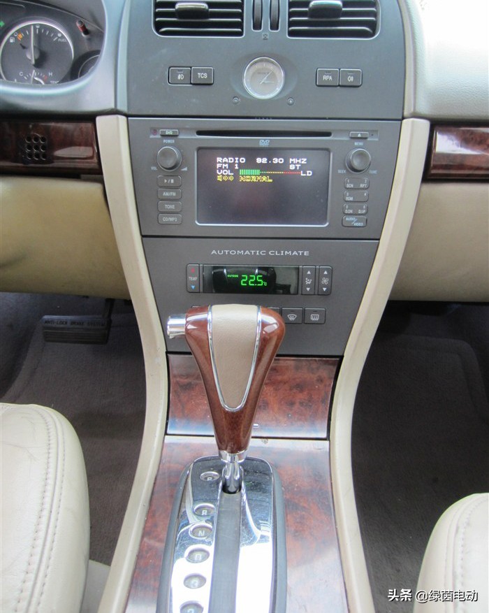 心中的神车,无法超越的经典别克君威