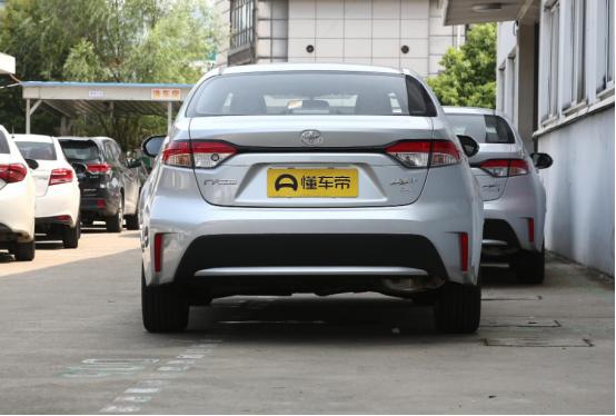 入门即是高配,性价比不错,体验2021款丰田雷凌