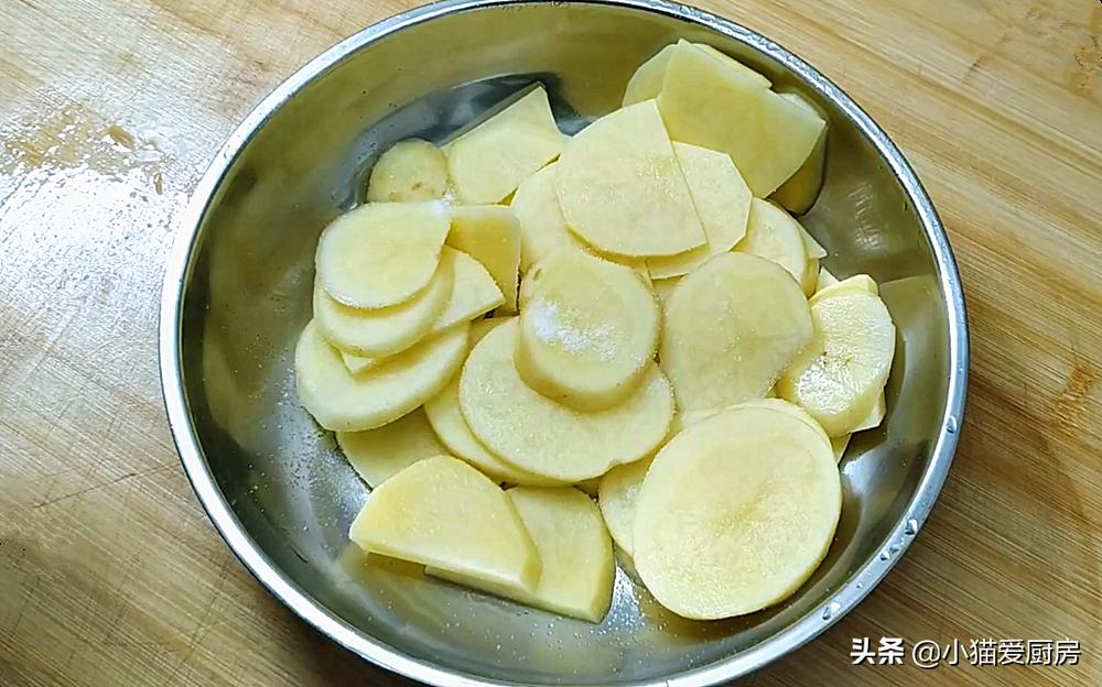 最近网红做炸土豆片的方法,小猫土豆片教程