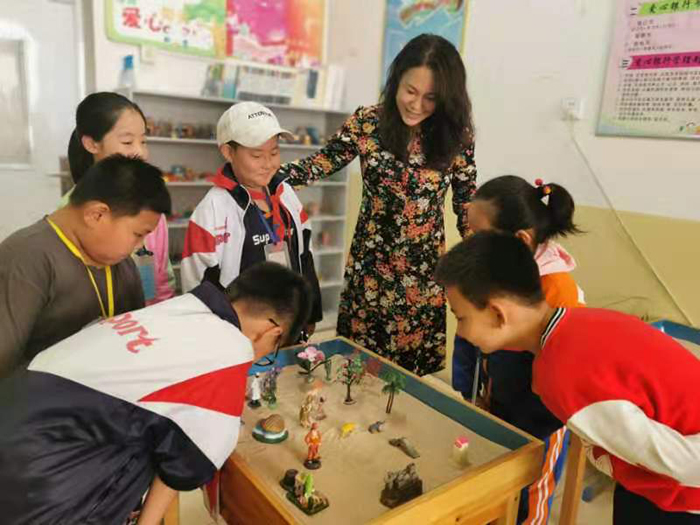 礼赞百年逐梦远方——双塔区凌河小学创建特色品牌学校纪实