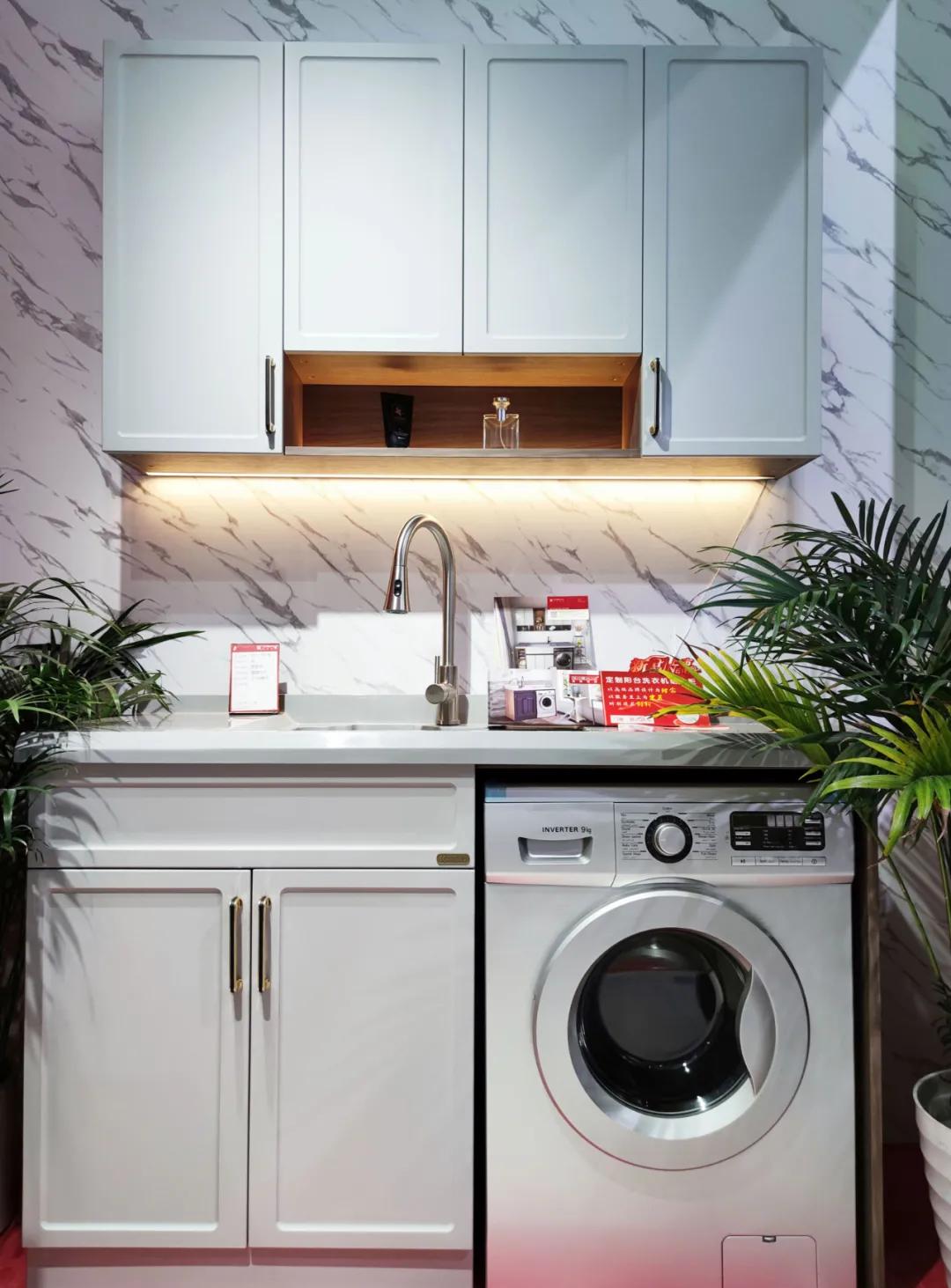 想在阳台上装个插座怎么办,阳台上想安装个洗衣柜