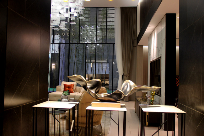 14位主编挑刺传说中重新定义整装的大宅，这是观后感