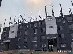 室内无露柱露梁的钢结构住宅预制外墙体系