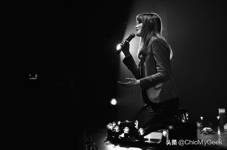 超模、歌手、第一夫人！你无法想象的法国传奇女子