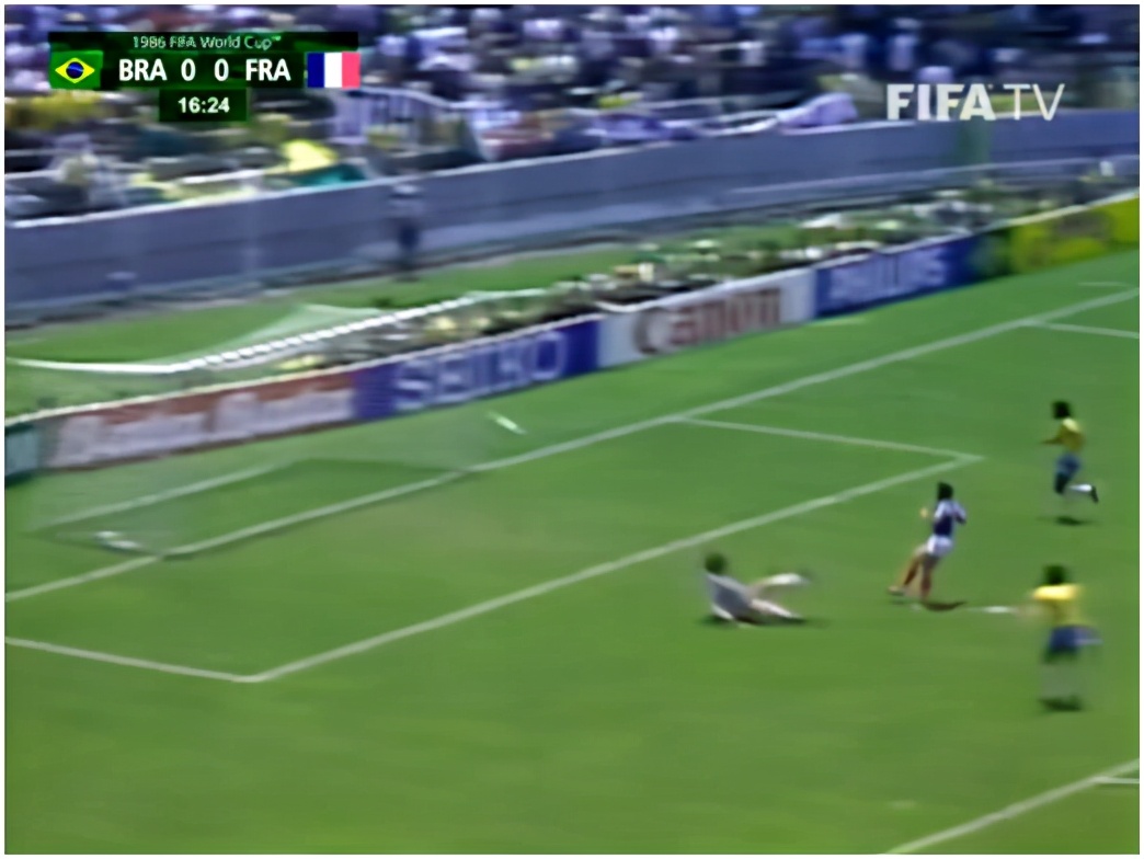 2006世界杯法国vs巴西经典图片,1986法国巴西
