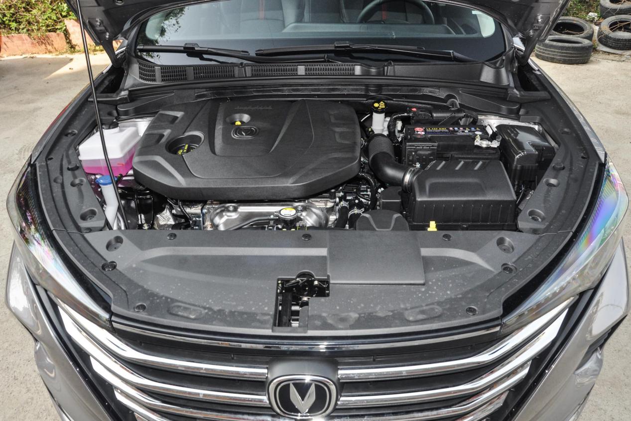 12万左右买合资还是国产,12万买长安还是吉利