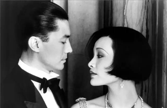 故宫内实景拍摄演员,真正在故宫拍的清朝戏