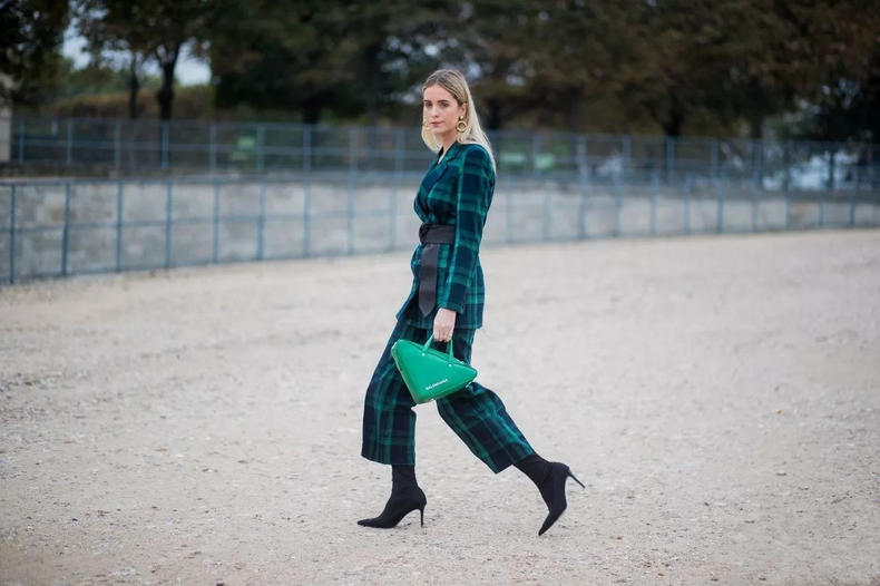 小腿型不好看适合穿什么裤子,不同腿型如何选裤子