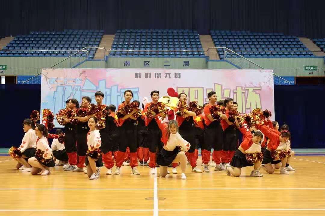 五月动起来图片,五月动起来舞蹈视频