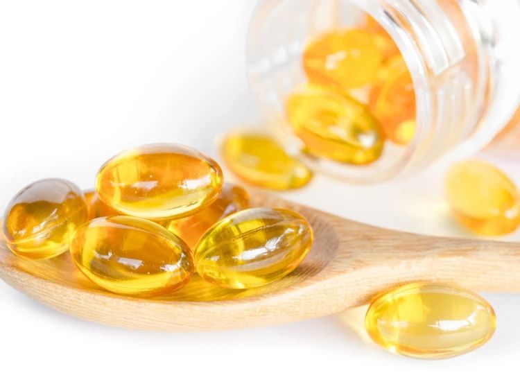 鳕鱼油和鱼肝油哪个效果好,鳕鱼肝油和磷虾油哪个好