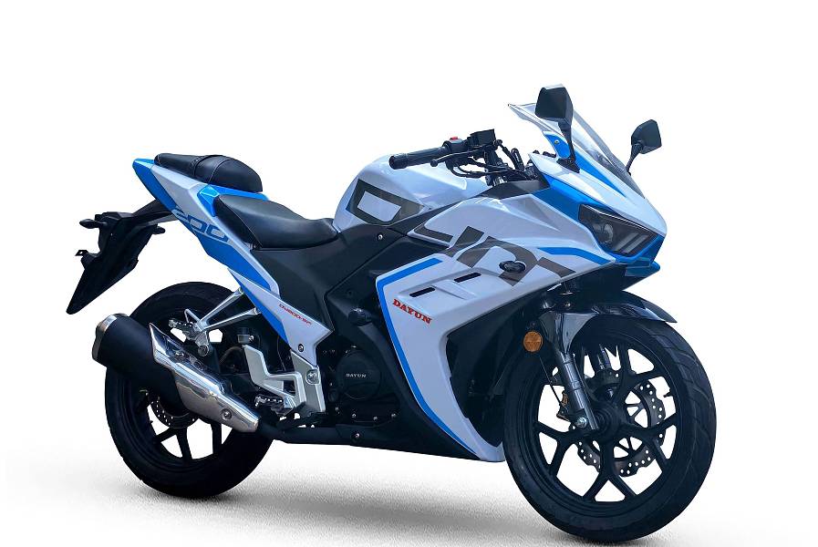 仿赛最有气质的车型,4万预算买什么车仿赛