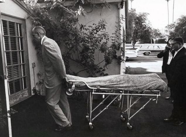 梦露葬礼现场,梦露葬礼图片