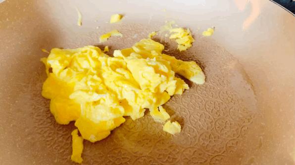 炒粉怎么做才不会烂,炒粉怎么让不粘不坨又好吃