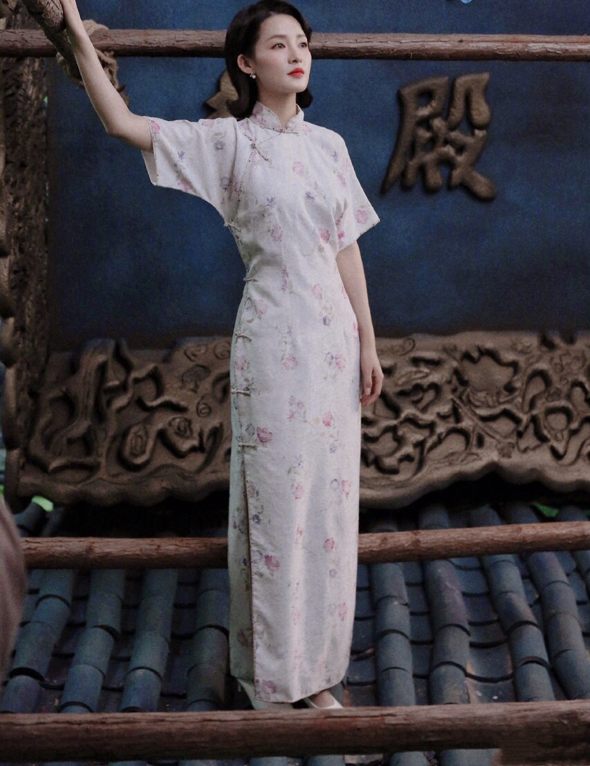 她们穿起旗袍真时髦！刘诗诗娜扎优雅气质倪妮造型美艳难超越