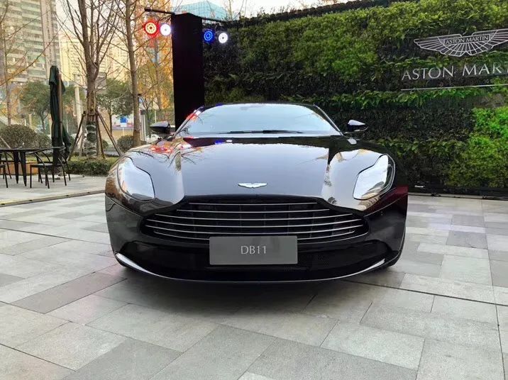 古思特100万左右的车,落地超千万的古斯特