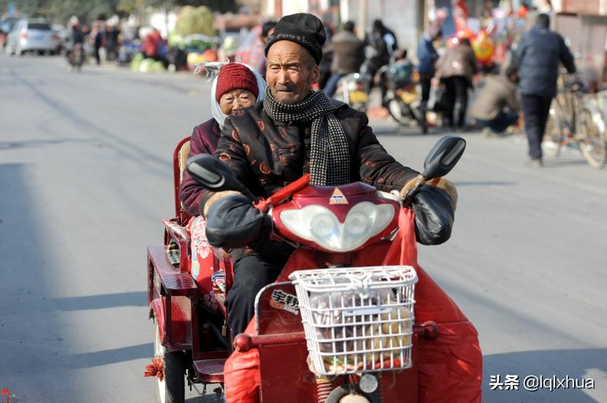 低速电动三轮车和老年代步车区别,对于电动三轮车的整治