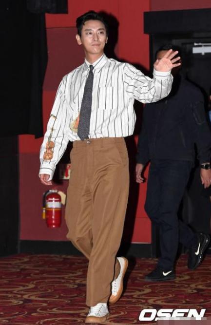 男款高帮饼干鞋穿搭,今年最流行的饼干鞋