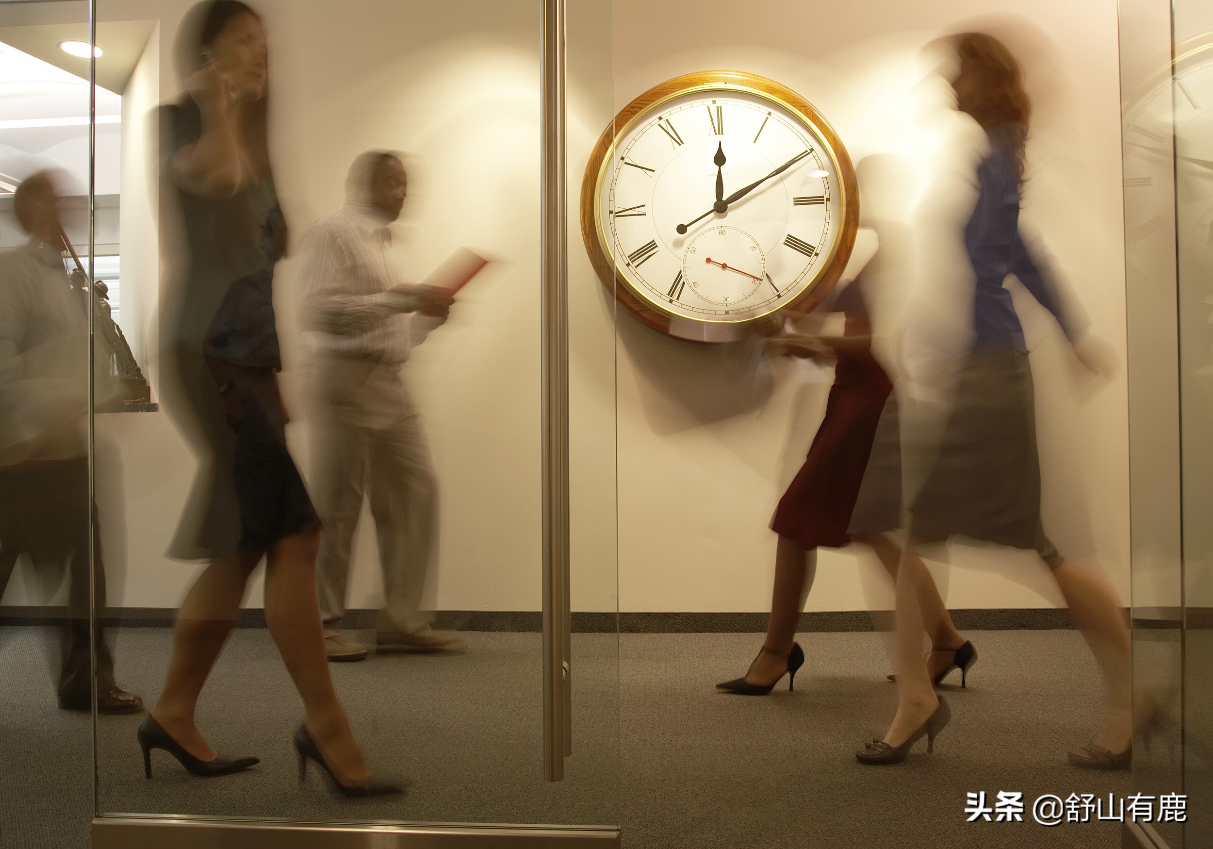 人到中年落魄了怎么办,四十岁丢了工作还能干什么