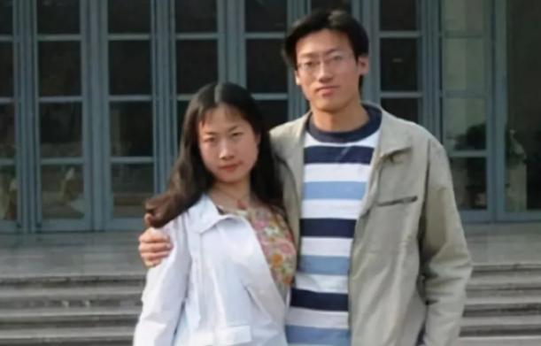 44岁芙蓉姐姐近况：从万民嘲笑到低调富婆，她才是最清醒的那一个