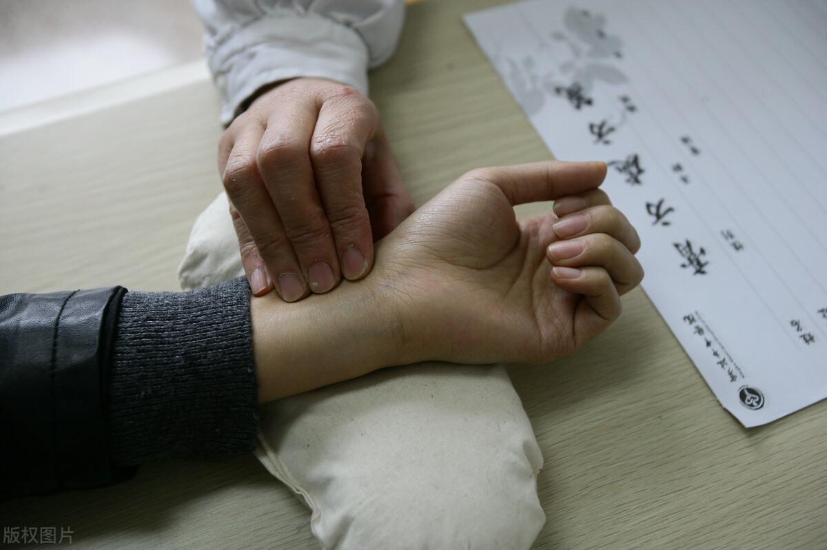 中医温病派与经方派倪海厦,经方学堂中医鬼才倪海厦