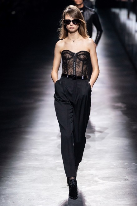 ysl是什么做成的,ysl是一个怎样的品牌