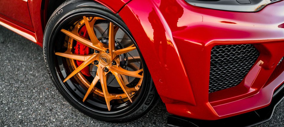 jeep大切诺基1000匹马力加速,jeep大切诺基srt8极速测试