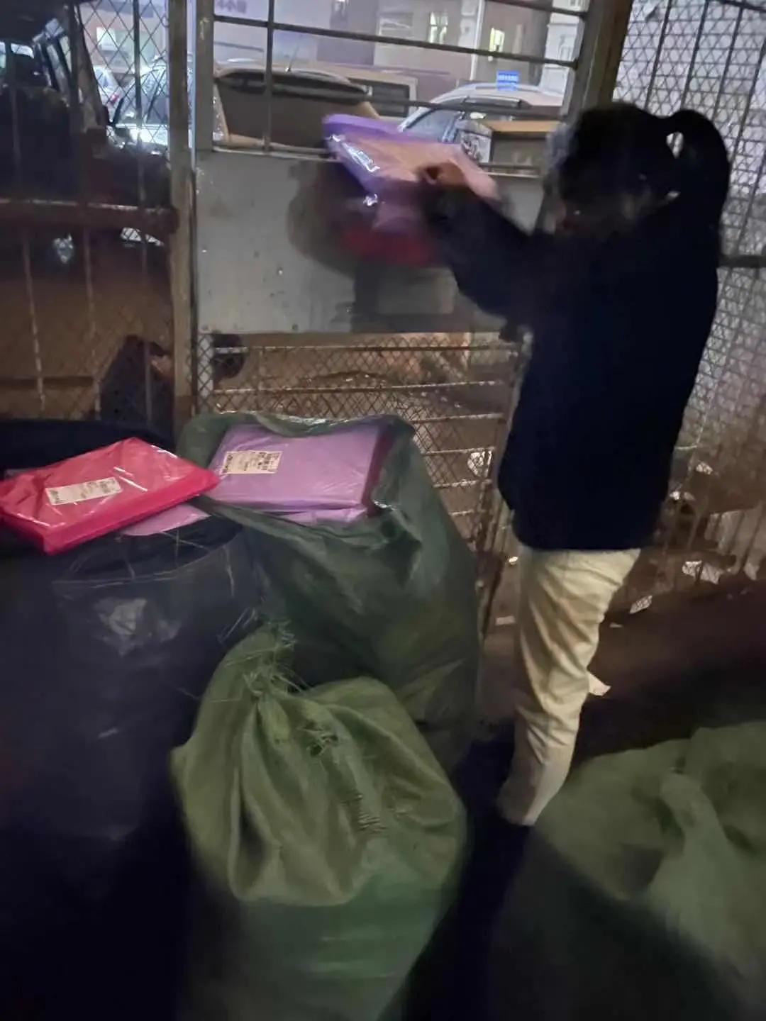 00后女生创业年入1200万,大二女生创业月入70万