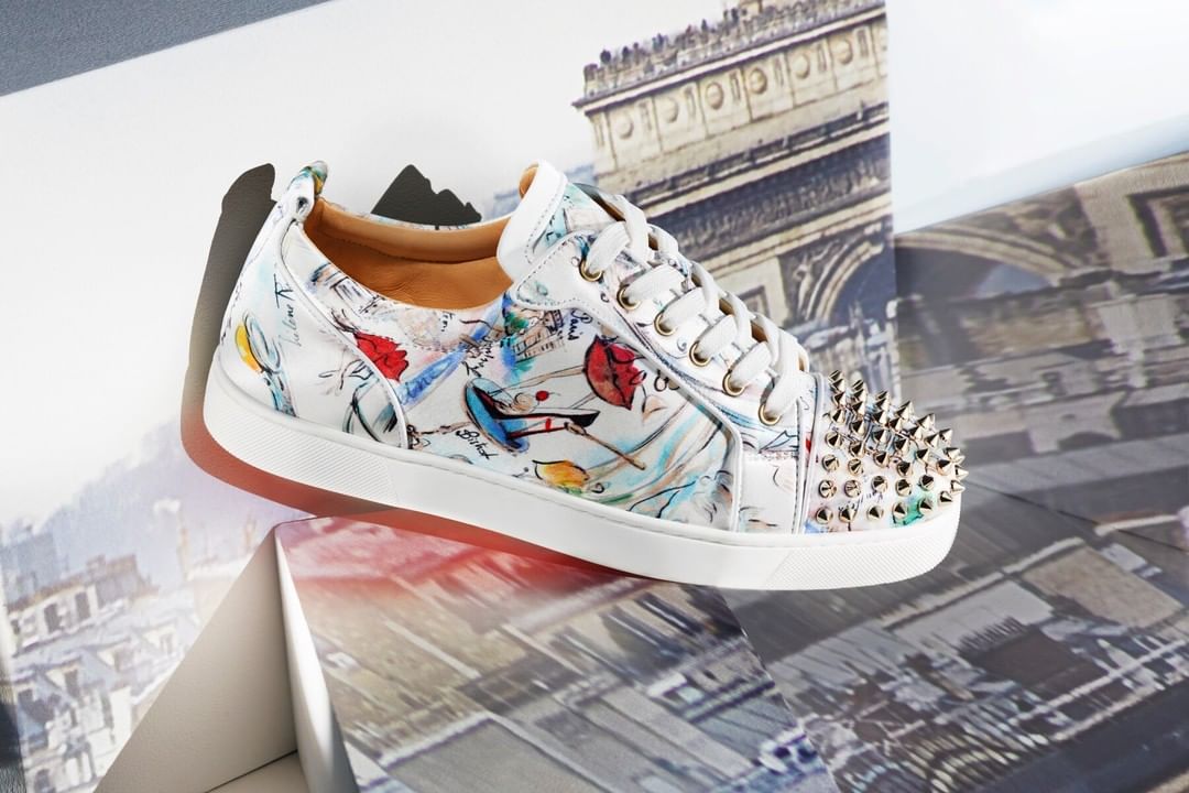 cl红底高跟鞋侧面镂空,cl红底高跟鞋上脚效果