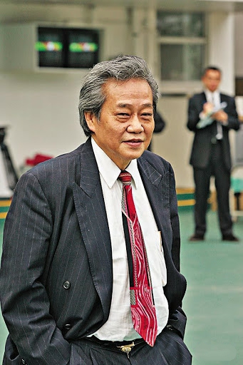 澳门叠码仔香港驯马师，靠豪门致富的那些人，他们的故事也很精彩