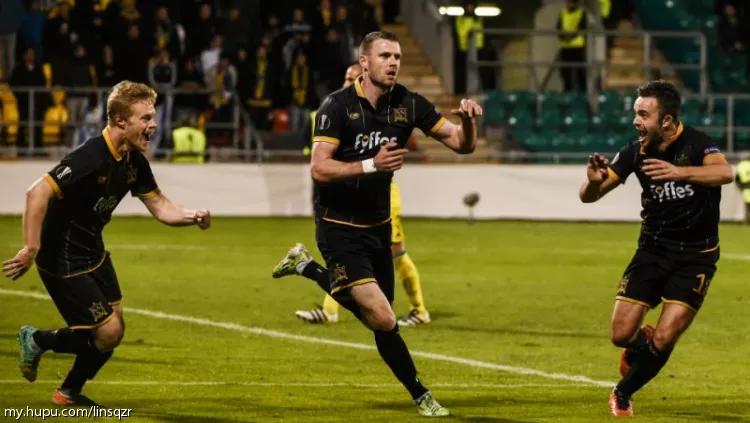 亨利手球助攻绝杀,南非世界杯预选赛亨利手球