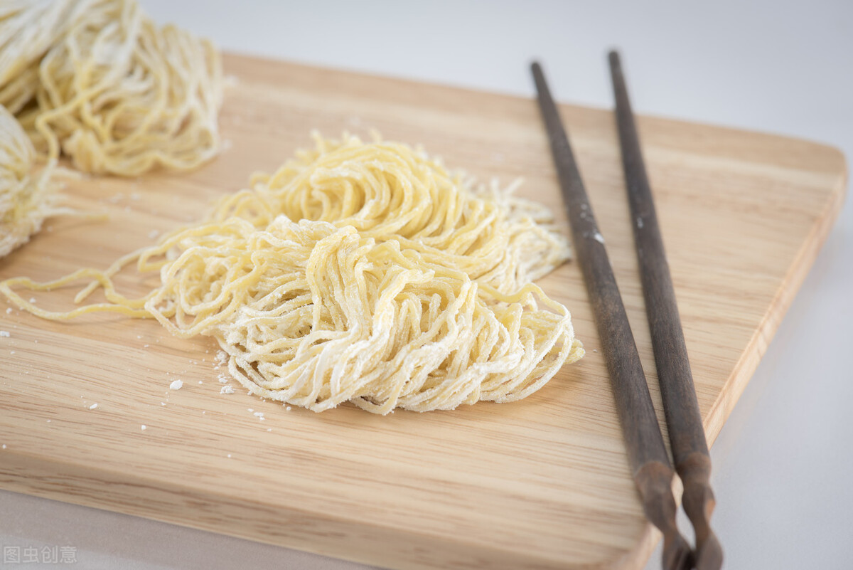 煮面条怎么煮更好吃窍门,煮面条时要注意什么