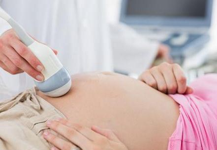 45岁产妇坚持生二胎,46岁产妇拼命生三胎