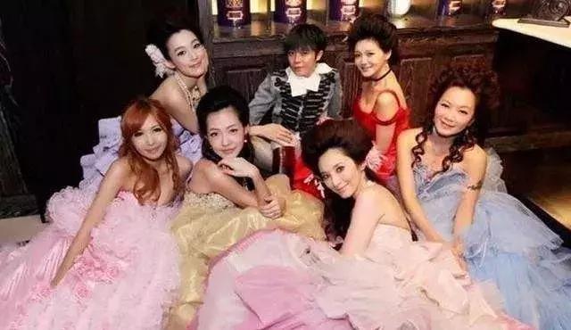 大s和阿雅的真实关系,大s与阿雅有什么关系