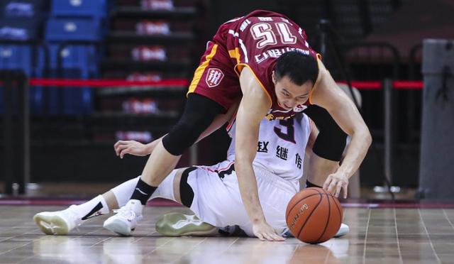 郭士强下课声完整版,郭士强杨鸣下课视频