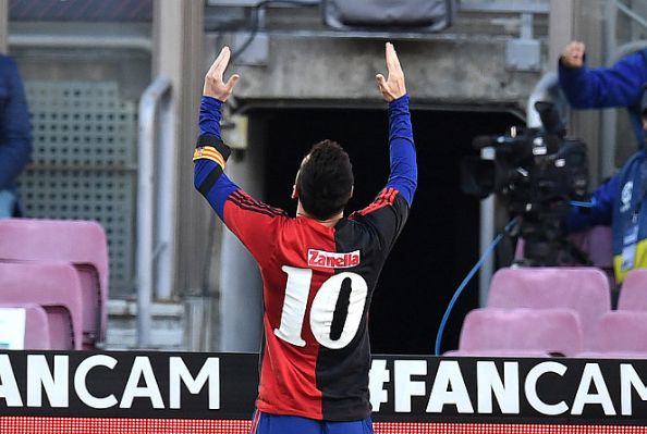 马拉多纳上帝之手拿冠军了吗,马拉多纳是梅西的什么人