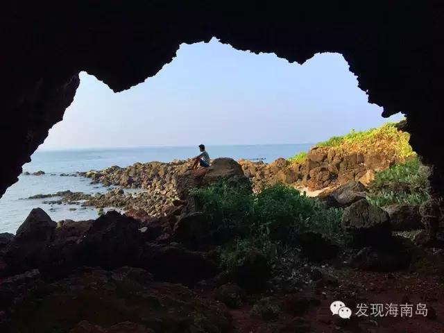 火山岛黑色沙滩,火山海岸地貌特征