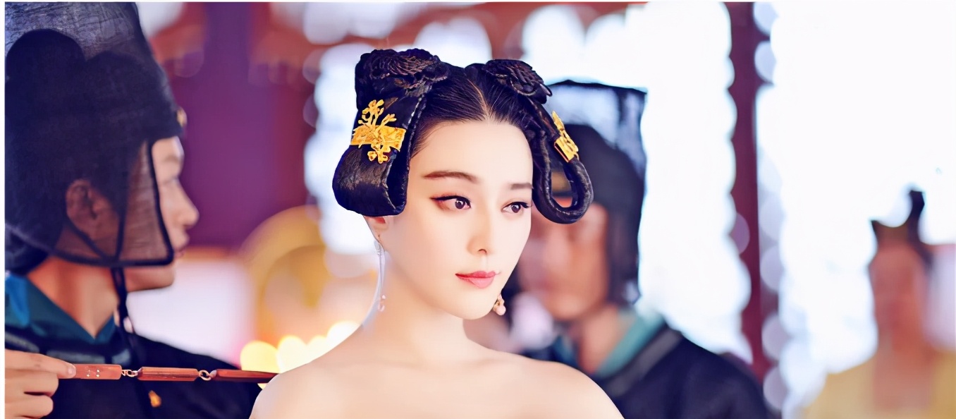 比较火的女明星发型搭配,女明星造型心机发型