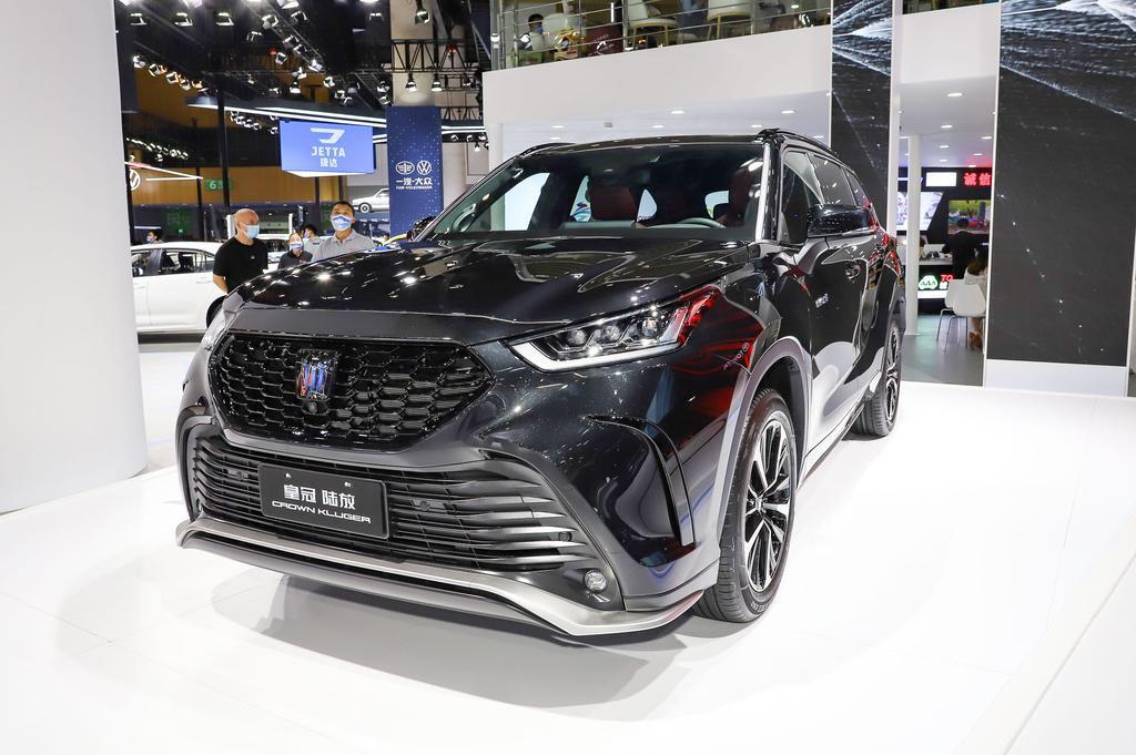 加冕为王戴王冠,加冕为王下一句