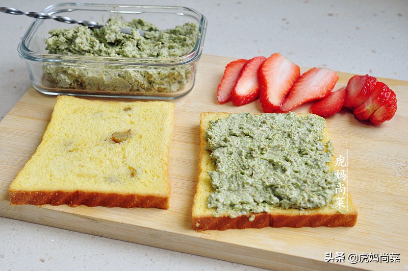 香椿面包正宗做法,香椿芽怎么烫着吃好吃