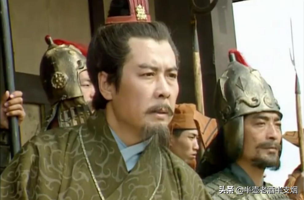 关羽投降曹操立功,关羽投降曹操真实历史