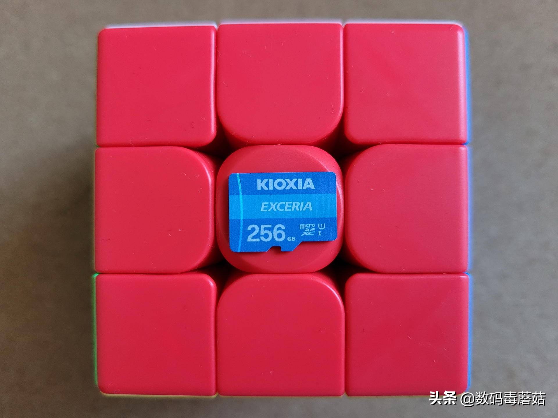 东芝铠侠bg4256gm.2,东芝内存卡改名铠侠内存