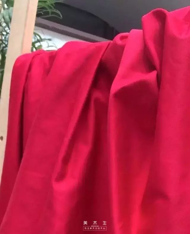 大块衣褶画法,衣褶不好看