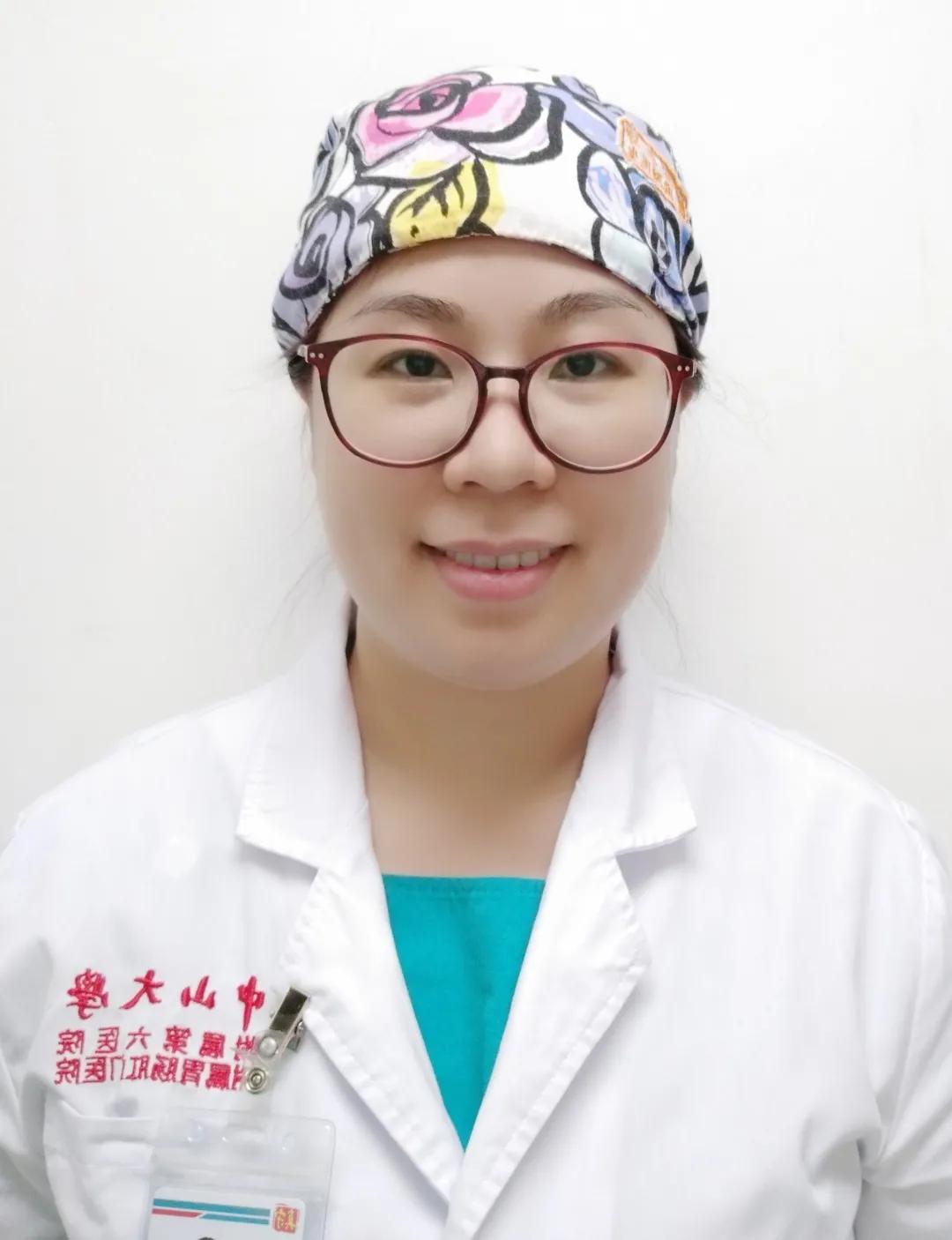 既是军人又是医生,是医者也是患者