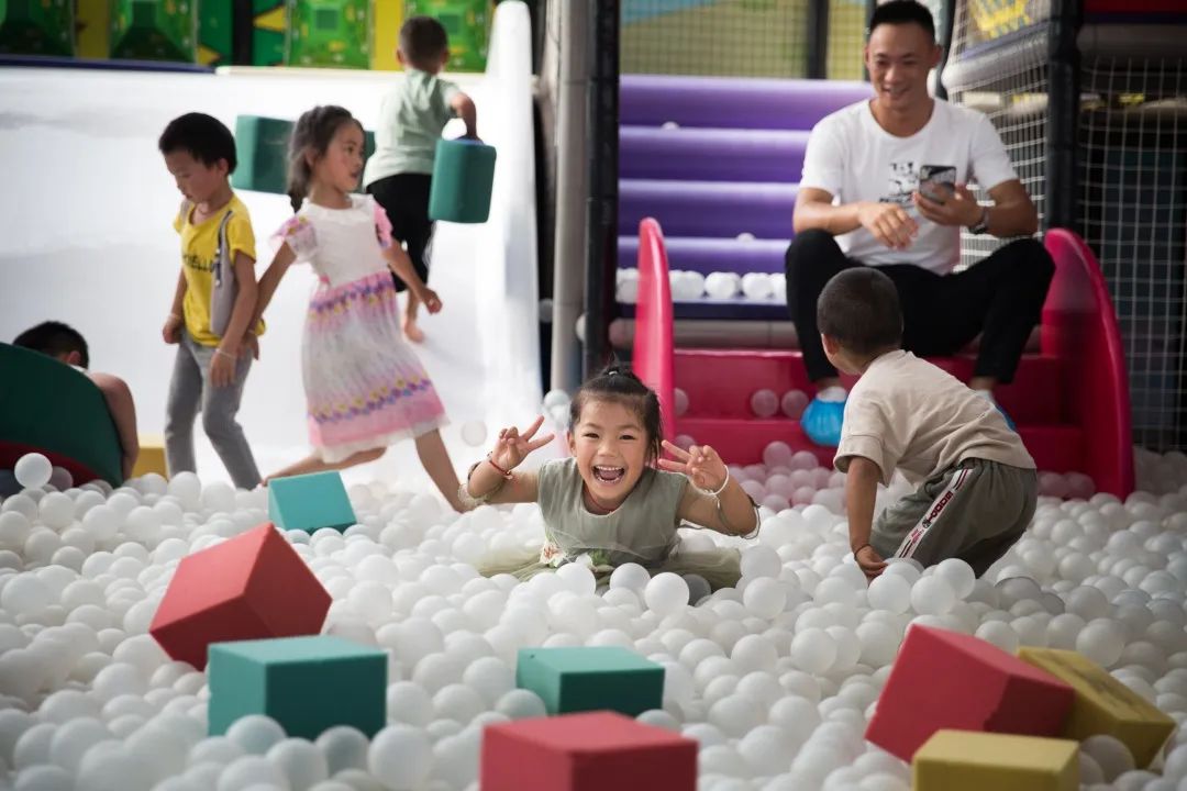 中华民俗欢乐谷游乐场,中华民俗欢乐谷蚩尤乐园秋千园